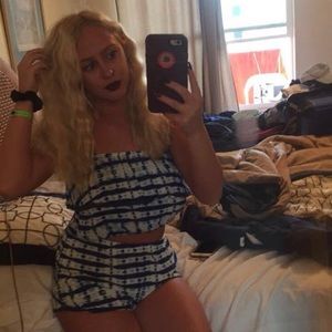 Meet your Posher, Nikki